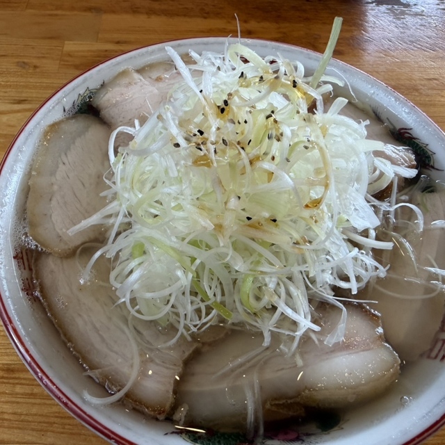 ラーメンうめ八の料理