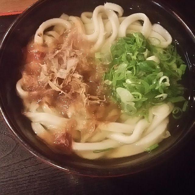 讃岐麺房 すずめの料理