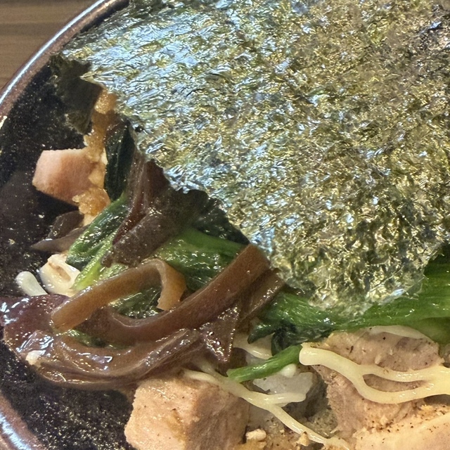 王道家直系 家系ラーメン がくの料理