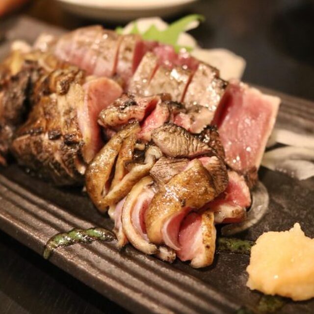 赤鶏炭焼 大安の料理