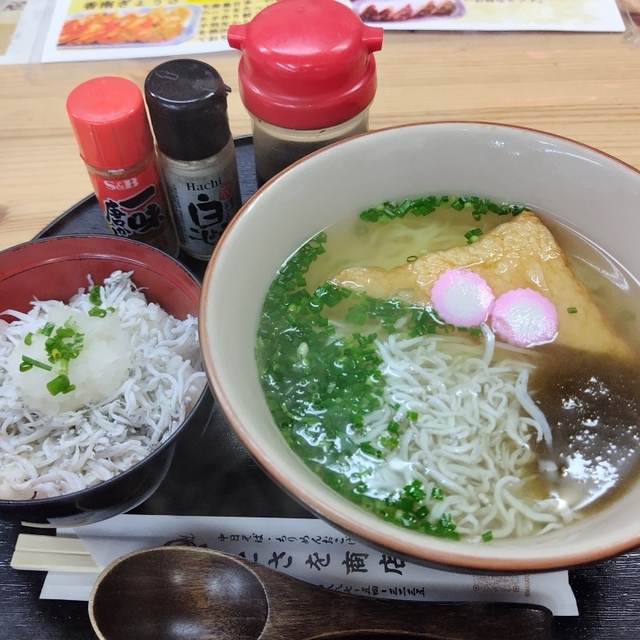 とさを商店の料理