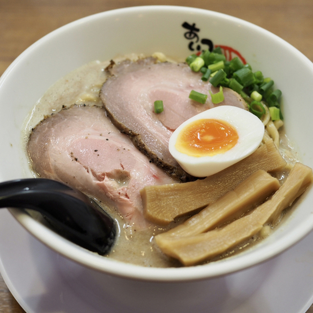 あいつのラーメン かたぐるま 本店の料理