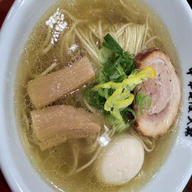鴨と鶏 中華そば 大林の料理