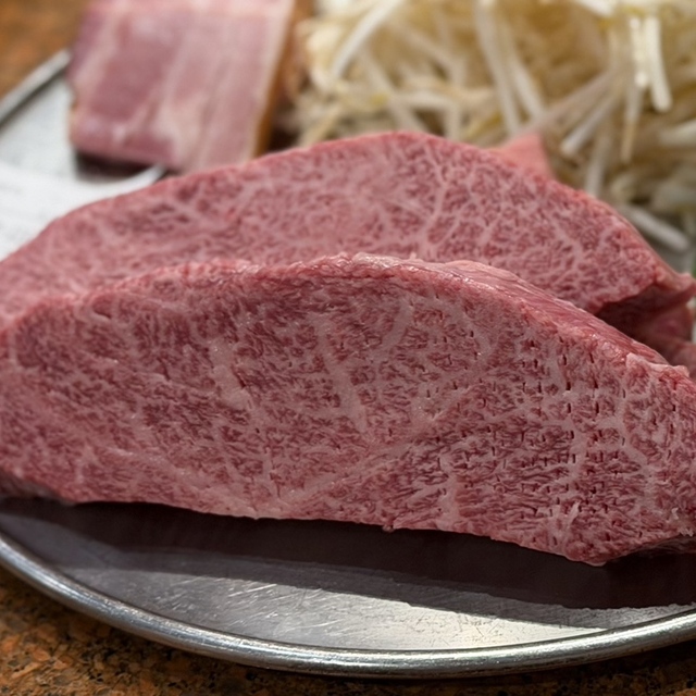 焼肉・鉄板焼ステーキ 橘通りミヤチクAPASの料理