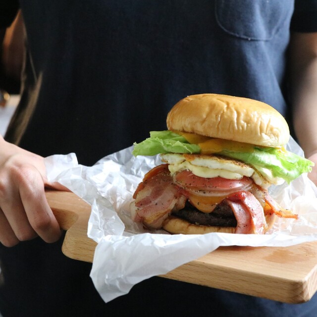 佐世保バーガー BigMan 京町本店の料理