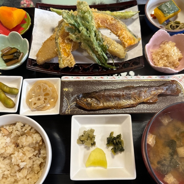 いなか食堂 別所の料理
