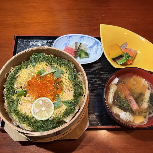割烹お食事 吉田屋の料理