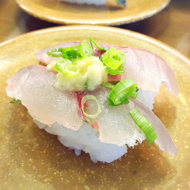 亀正くるくる寿司の料理