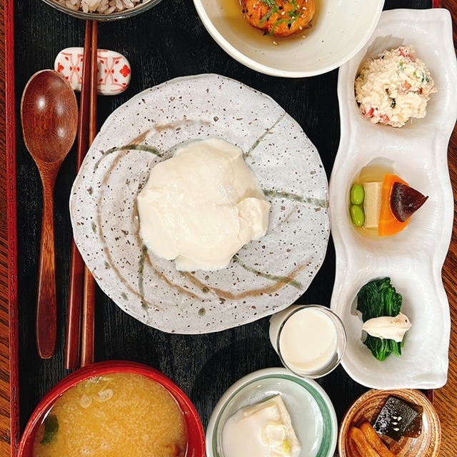 お豆ふ処うめだ屋の料理