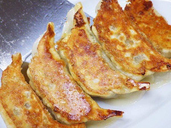 横堀餃子の料理