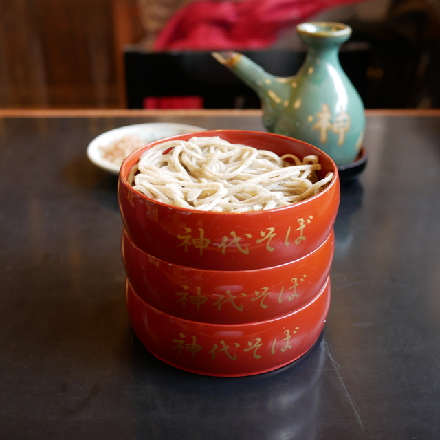 手打 神代そばの料理