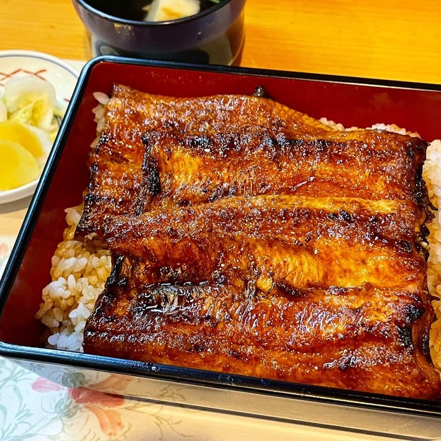 炭焼うなぎ 加茂の料理