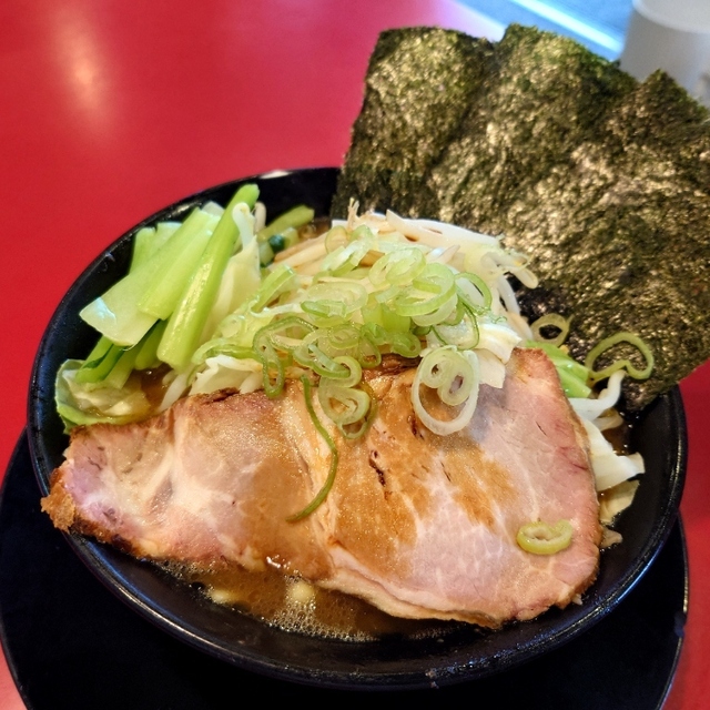 家系ラーメン たつ家の料理