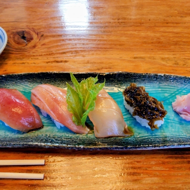 八丈島郷土料理 梁山泊の料理