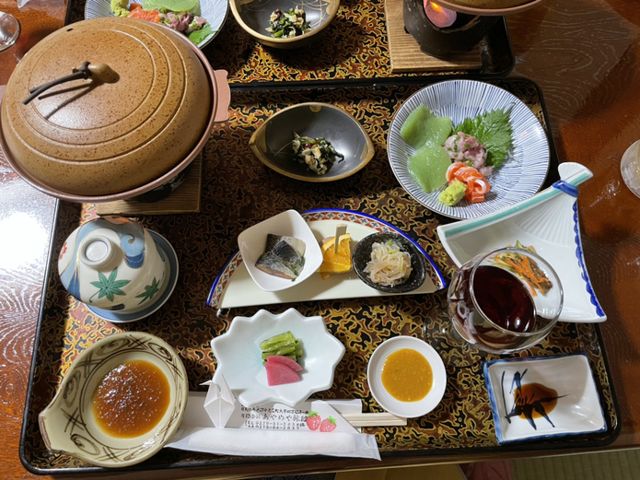 あやめや旅館（食べログの掲載写真）