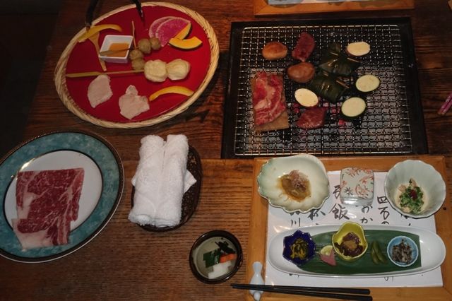 湯の宿山ばと（食べログの掲載写真）