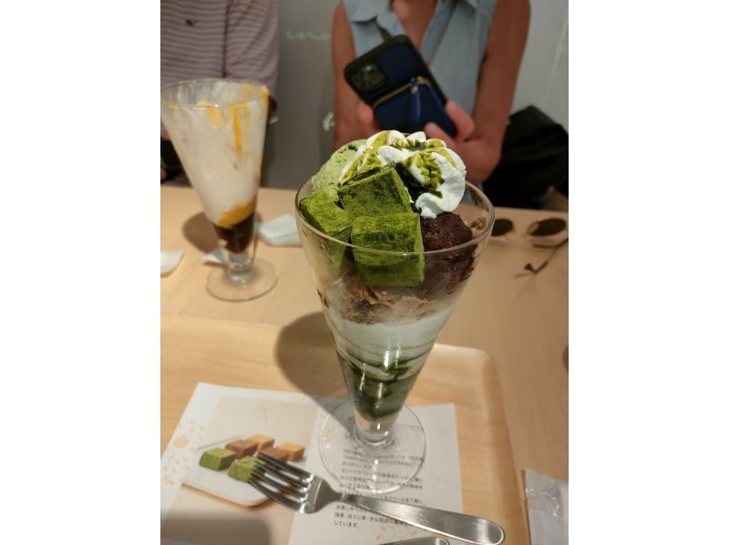 Tokyo Shinjuku walking tourのスイーツ
