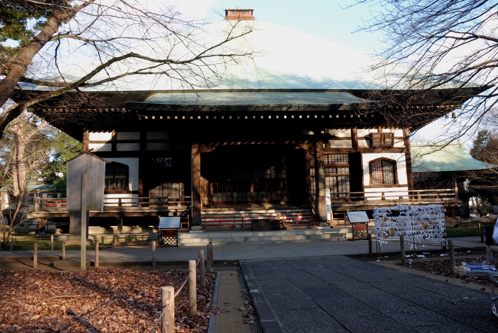 九品仏浄真寺の本堂