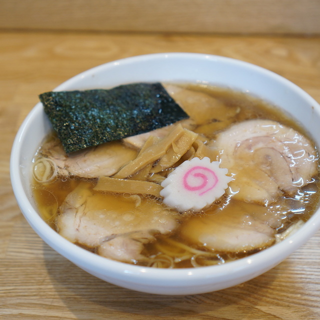 らーめん いろはやの醤油ラーメン