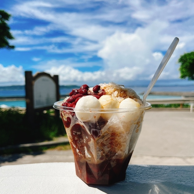 RUMI's CAFEのぜんざいと海の景色