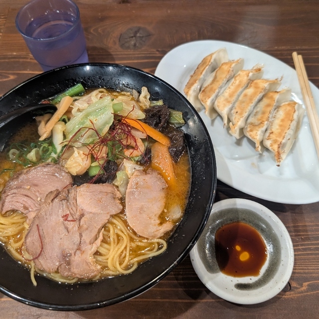 和歌山ラーメン 八両 千畳敷店