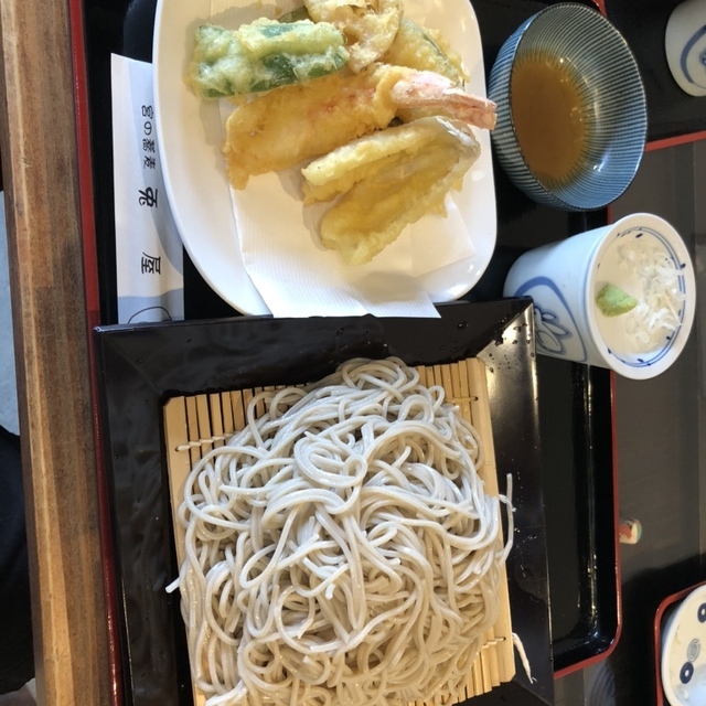 宮の蕎麦 兎屋の天ぷらそば
