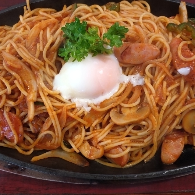 レストランたのうえのナポリタン風パスタ