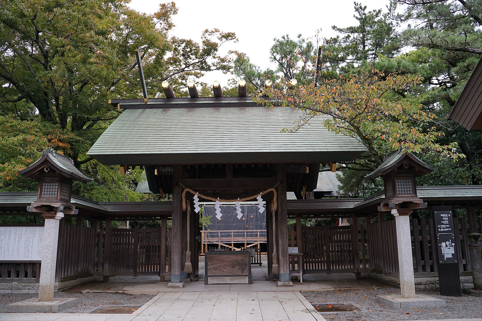 船橋大神宮の拝殿