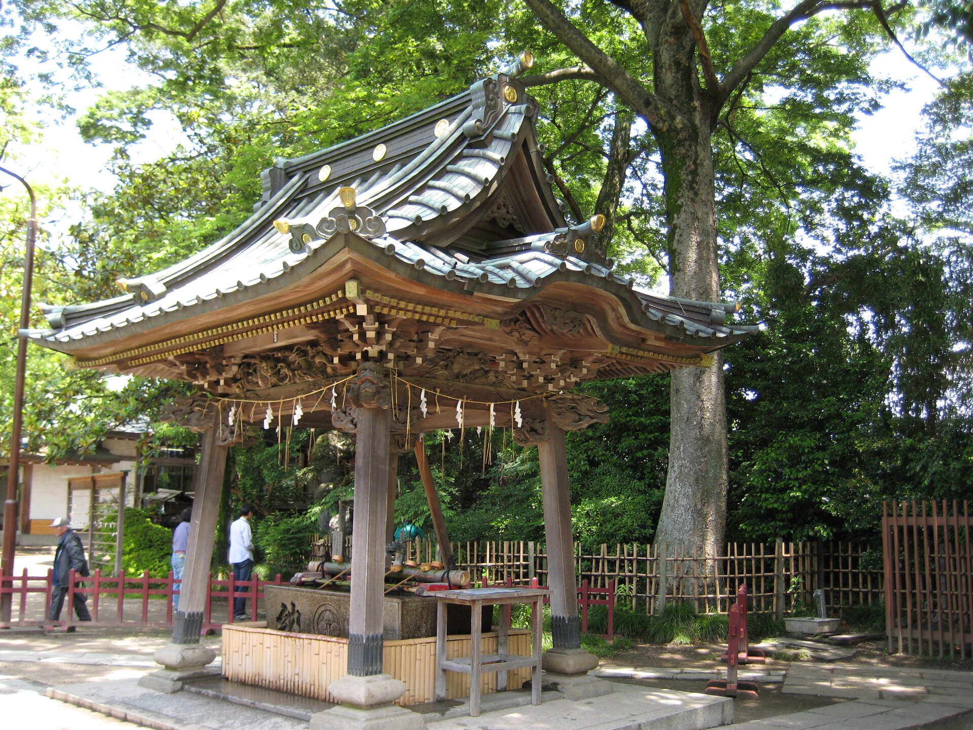 久伊豆神社の手水舎