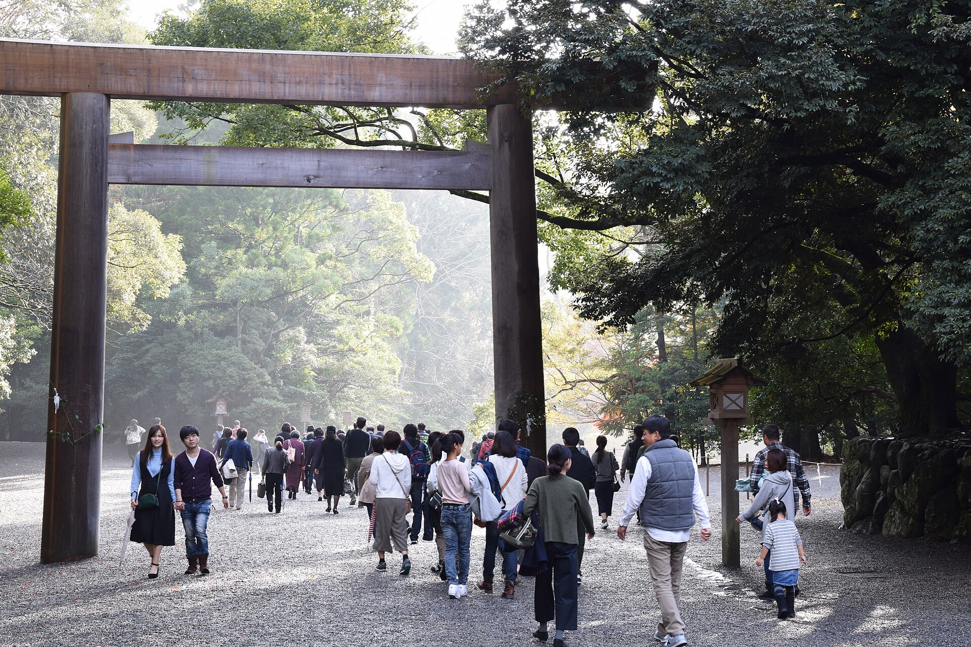 伊勢神宮 内宮の宇治橋と鳥居