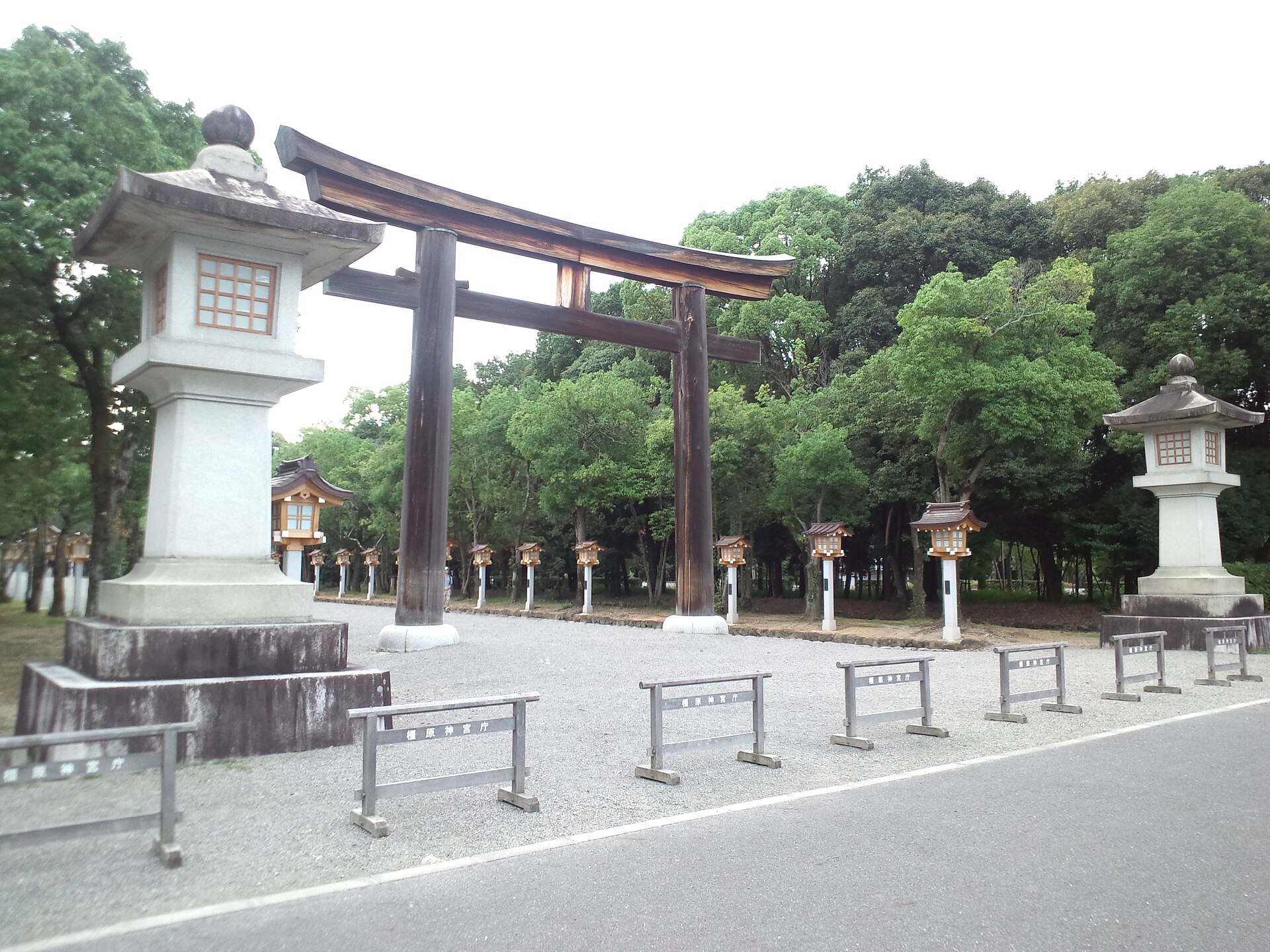 橿原神宮の第一鳥居