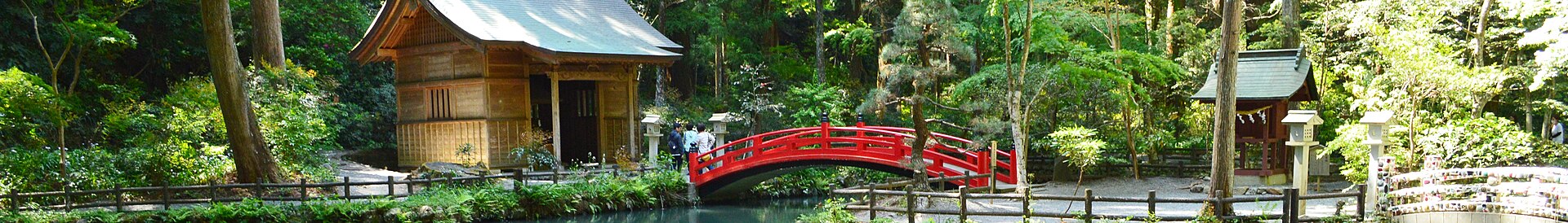 小國神社の社殿