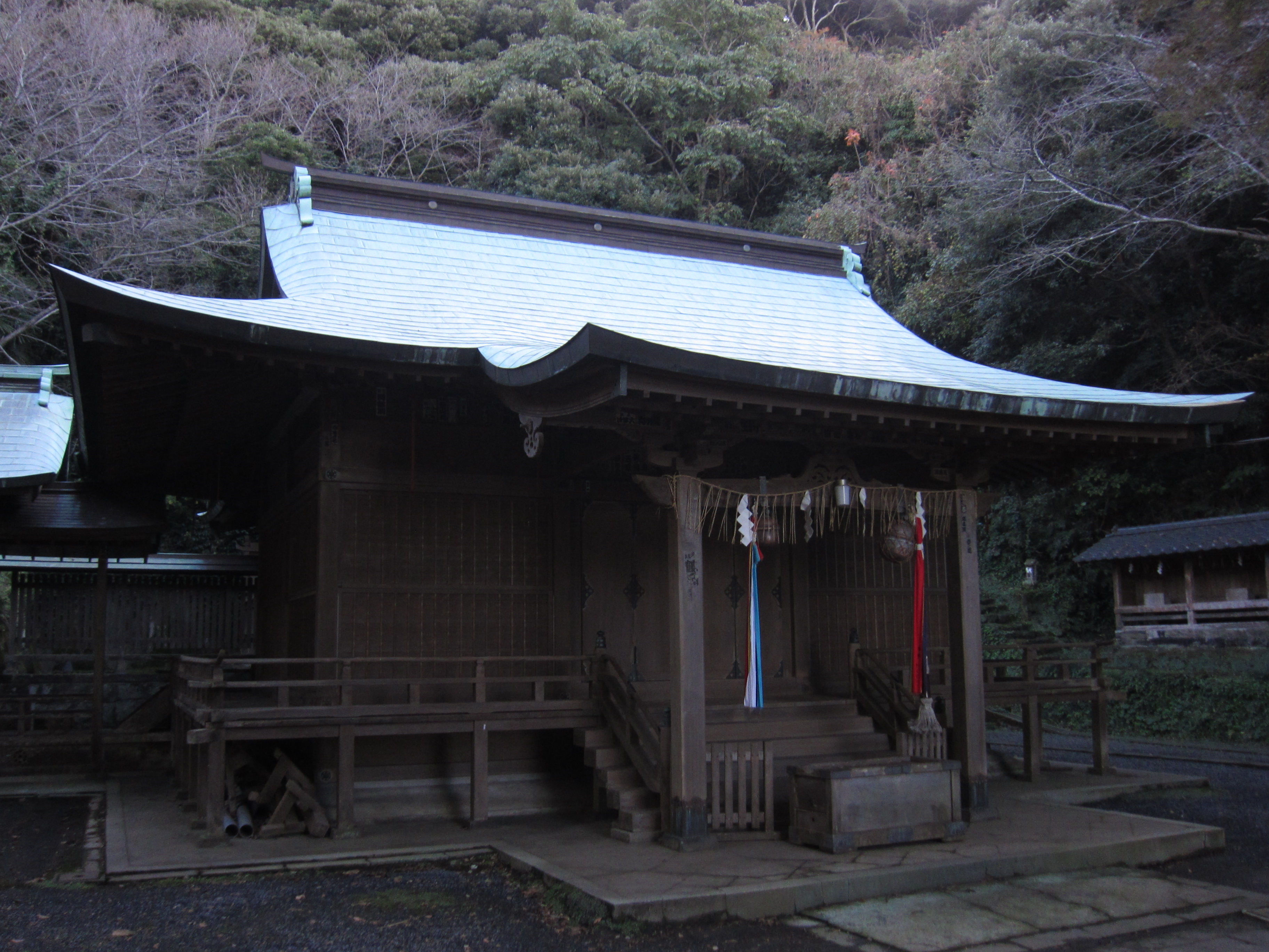 洲崎神社拝殿