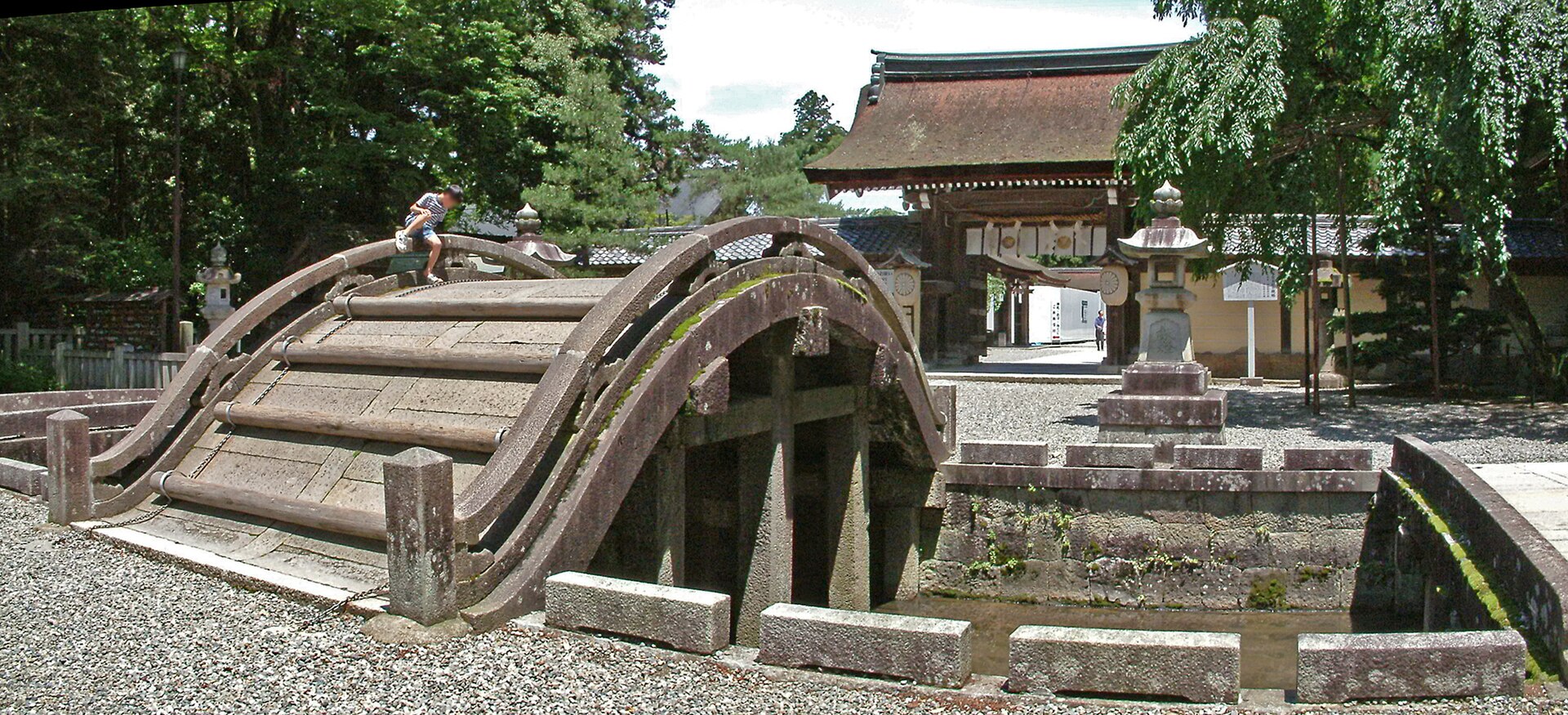 多賀大社の太閤橋